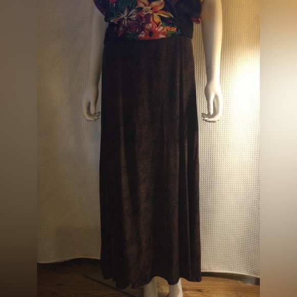 ๐บHP!๐บ VTG Two Piece Tropical Floral With Tiger Top & Skirt - Picture 4 of 16